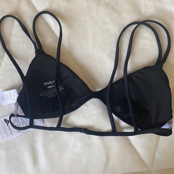 NEW🤍RVCA bikini top - Picture 3 of 6